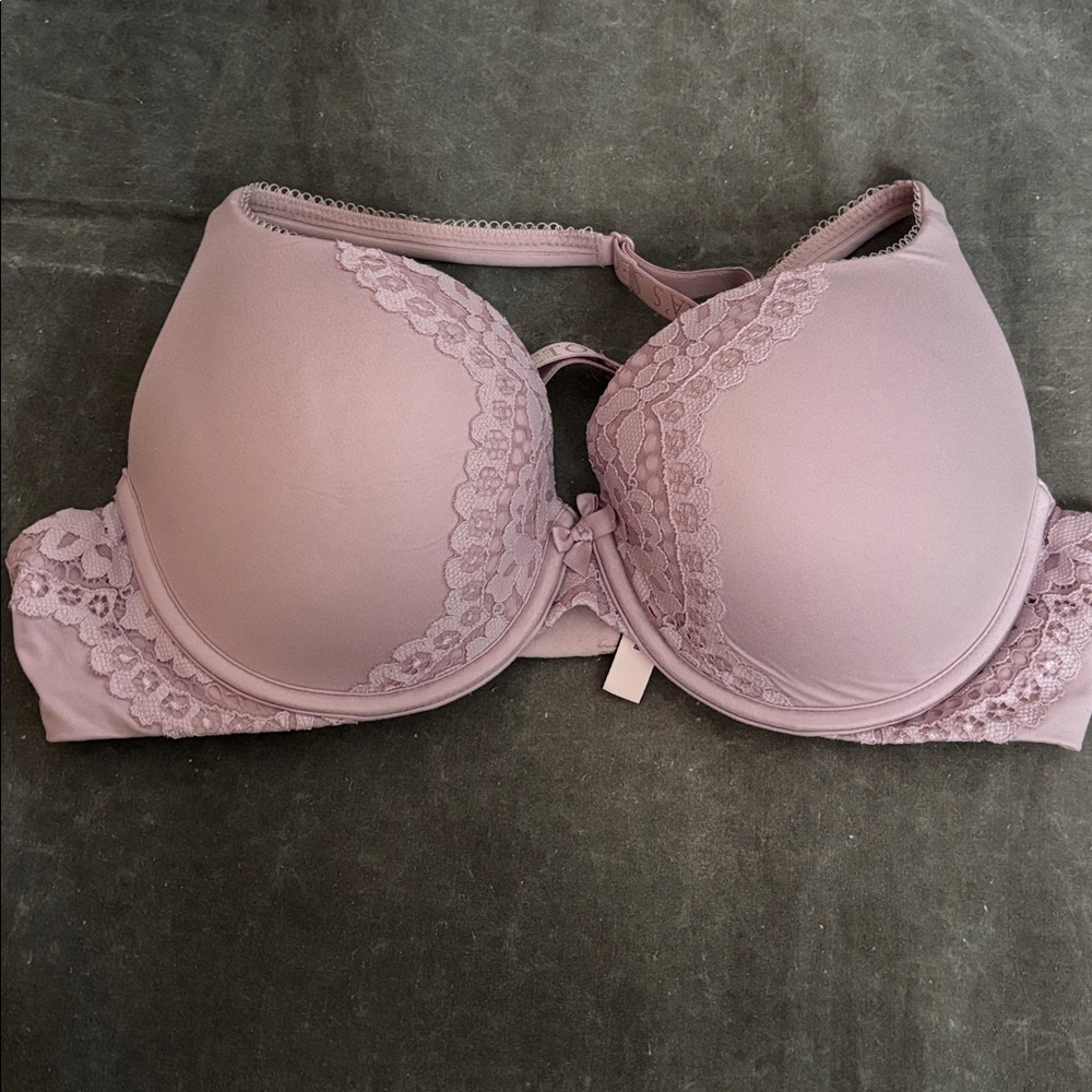 Victoria’s Secret perfect Shape padded lace bra. Size 36C  color is Orchid